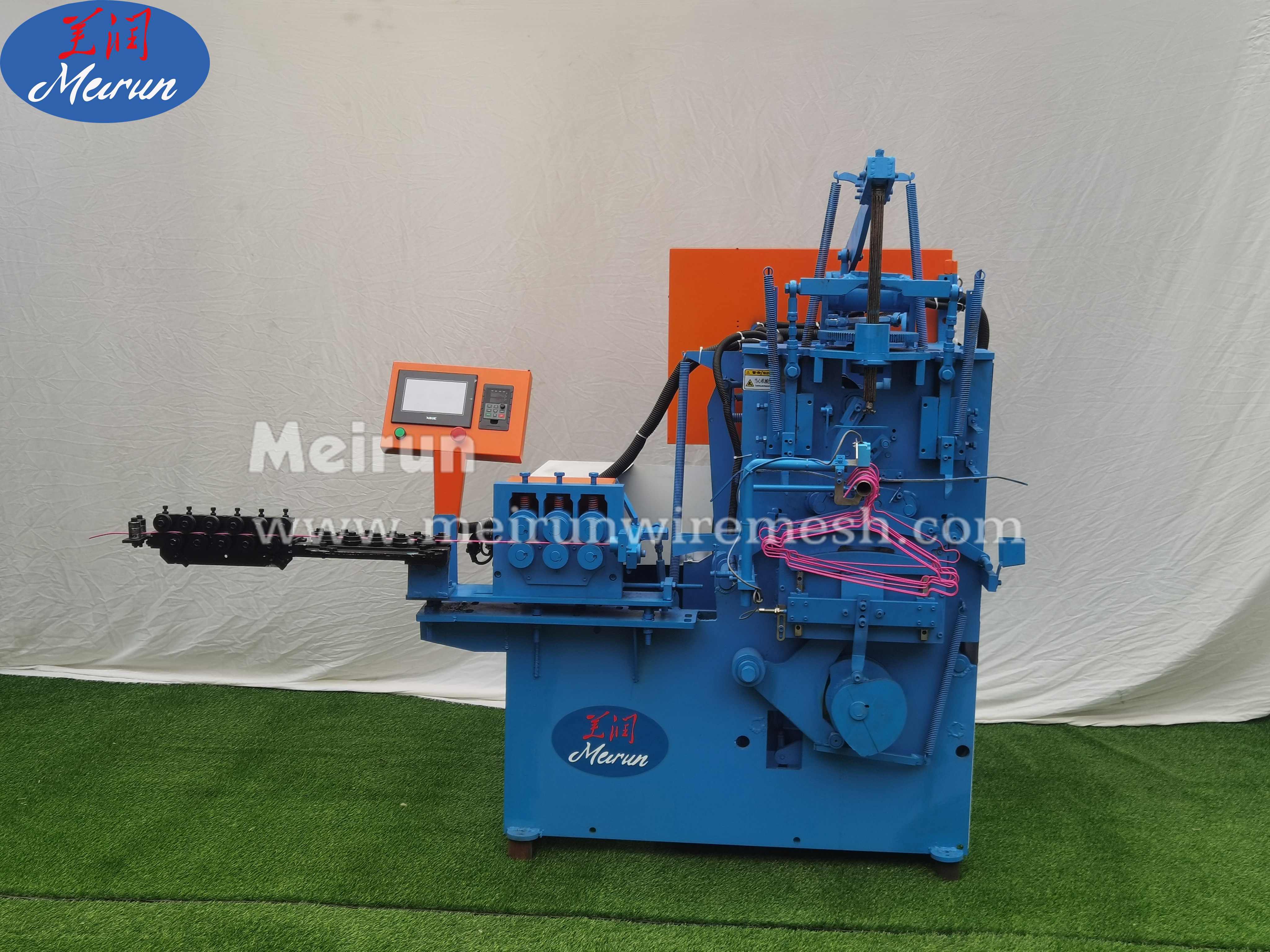 Hot Selling Production Rate Cloth Hanger Making Machine