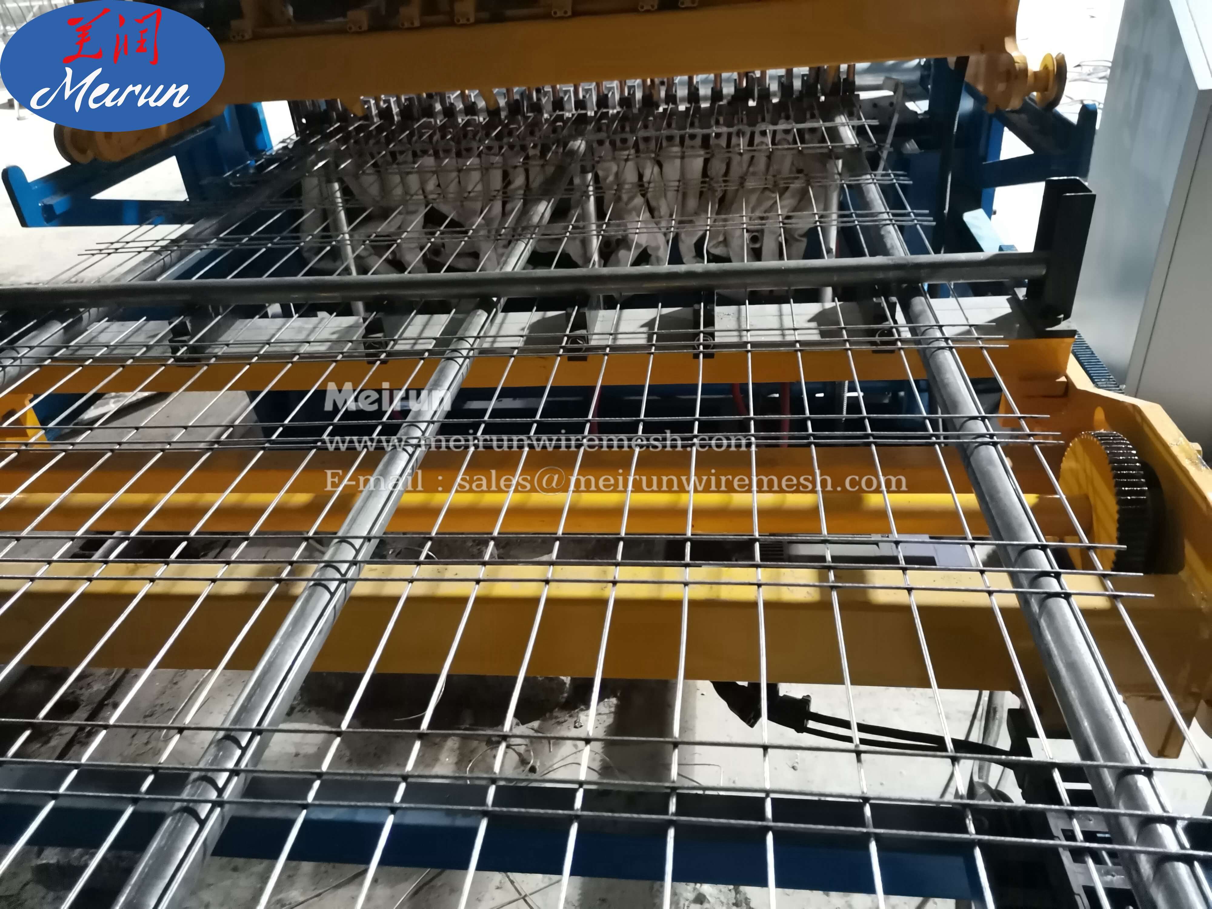 Automatic Fence Welded Wire Mesh Machine