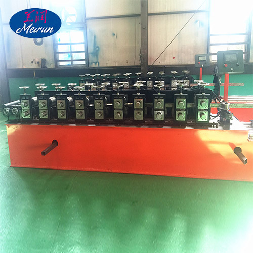 Europe Style Fence Forming Machine