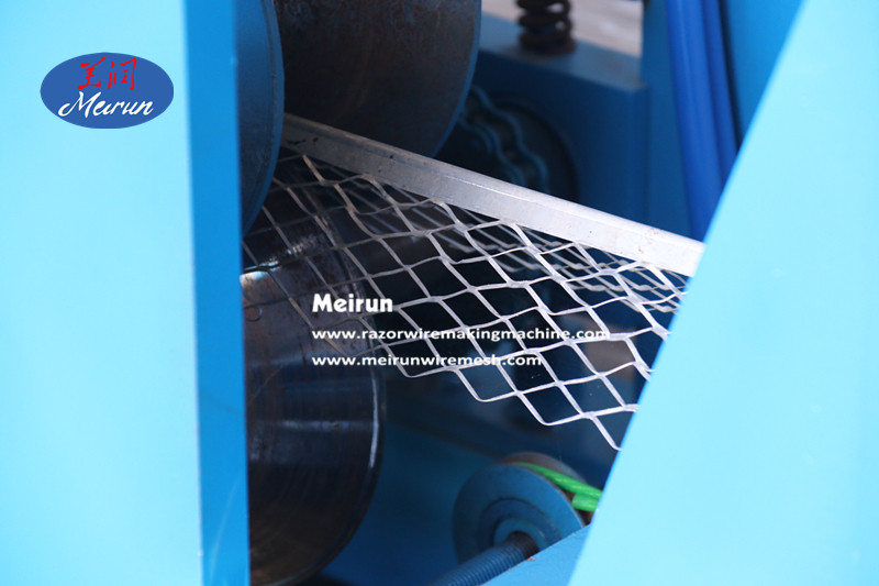 Customized Side Corner Bead Making Machine 