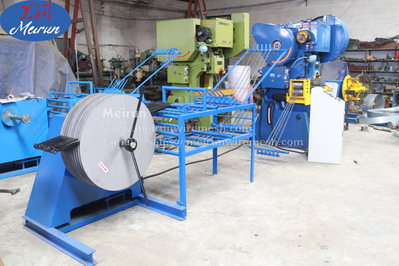 High Productivity And High Output Razor Wire Making Machine 