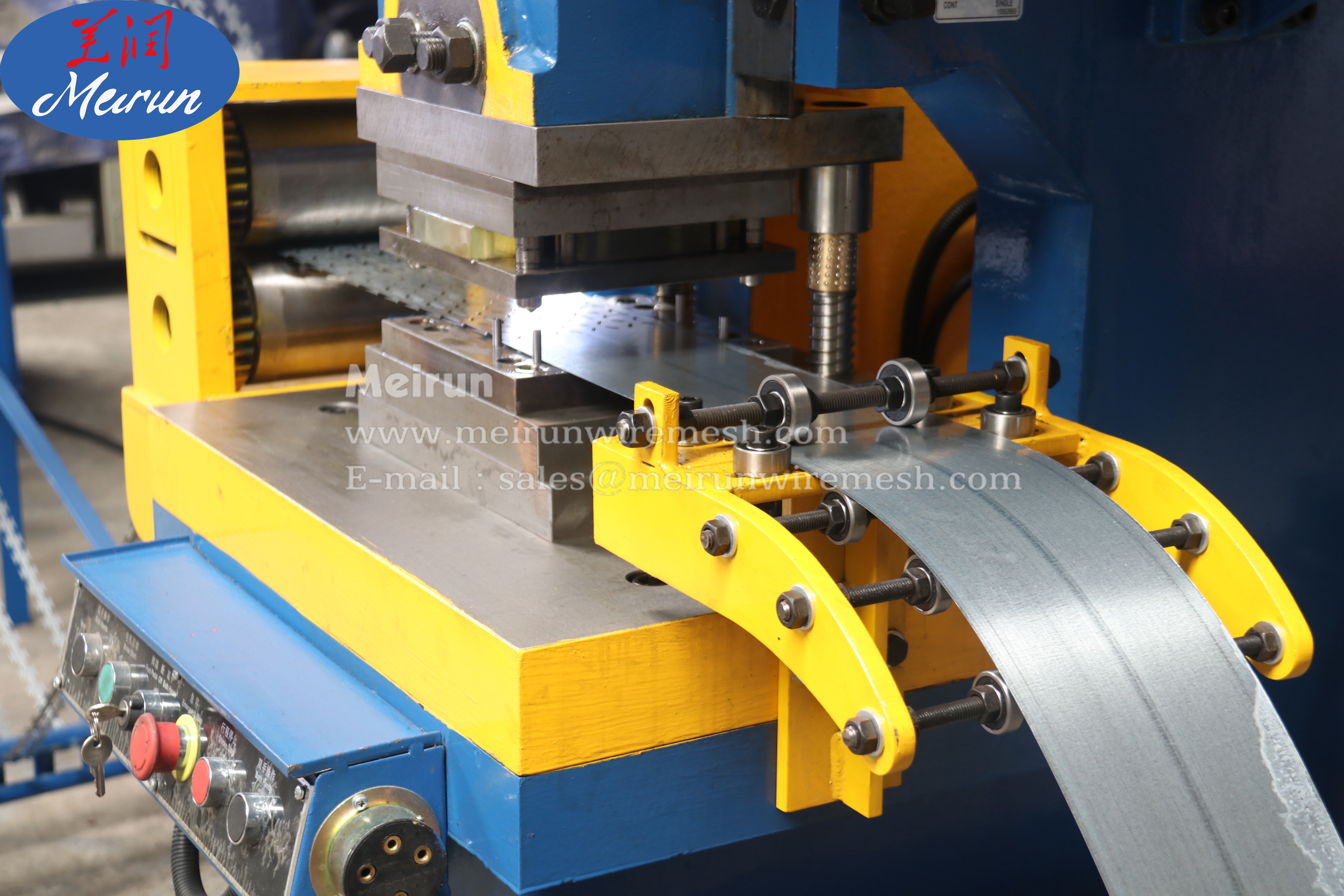 Hebei meirun best price new design Razor Barbed Wire Making Machine