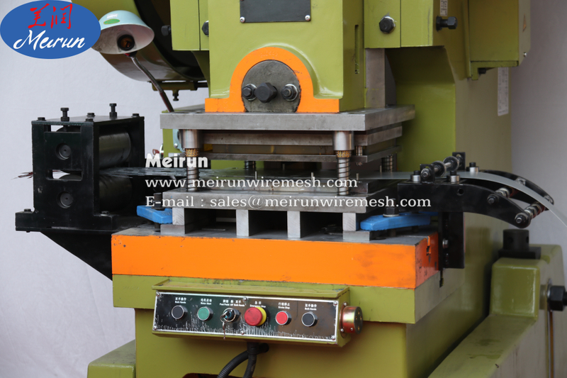 Fence Welded Making Machine 