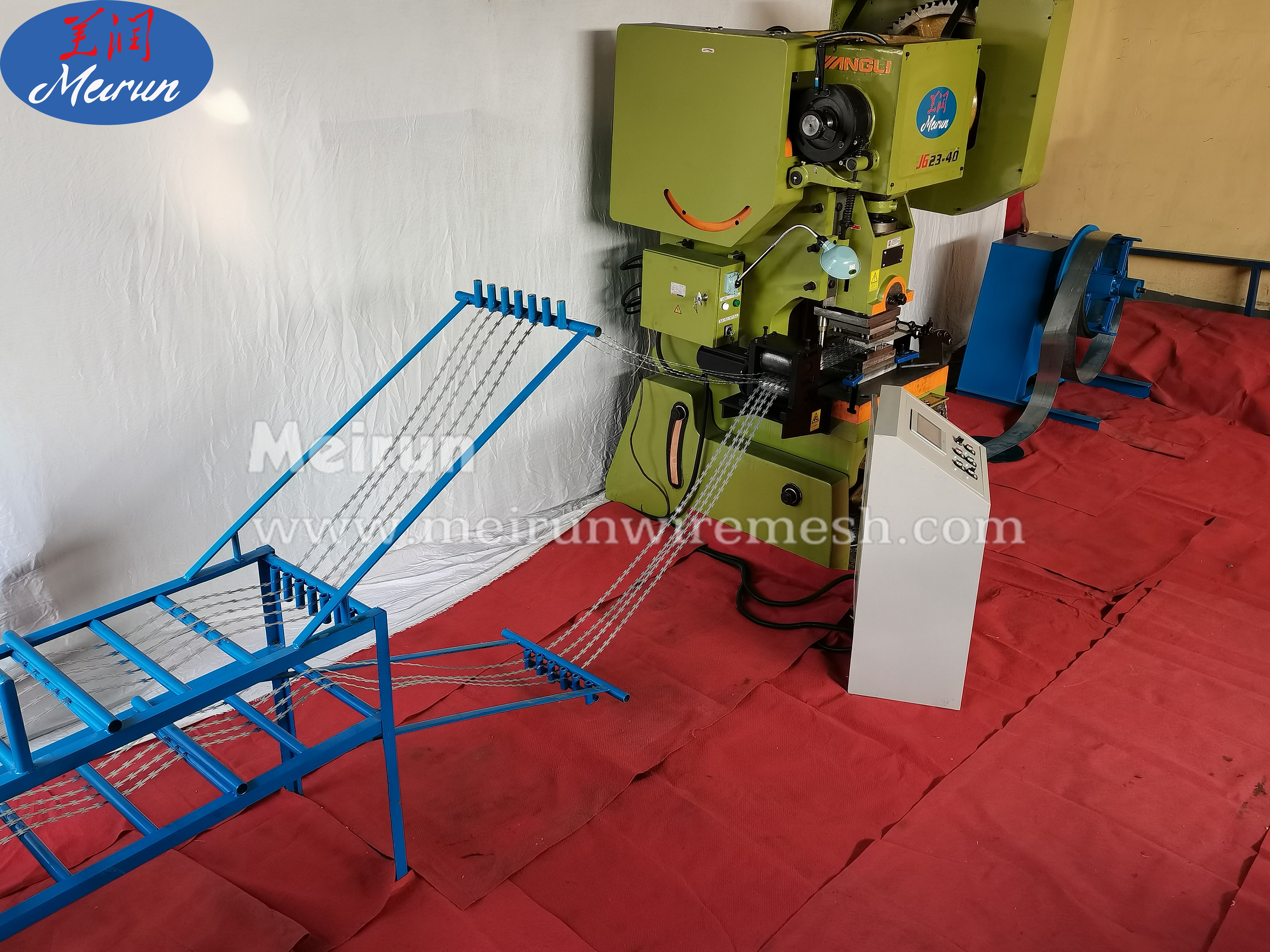 Anping Meirun Hot Sale Razor Barbed Wire Making Machine Made in China