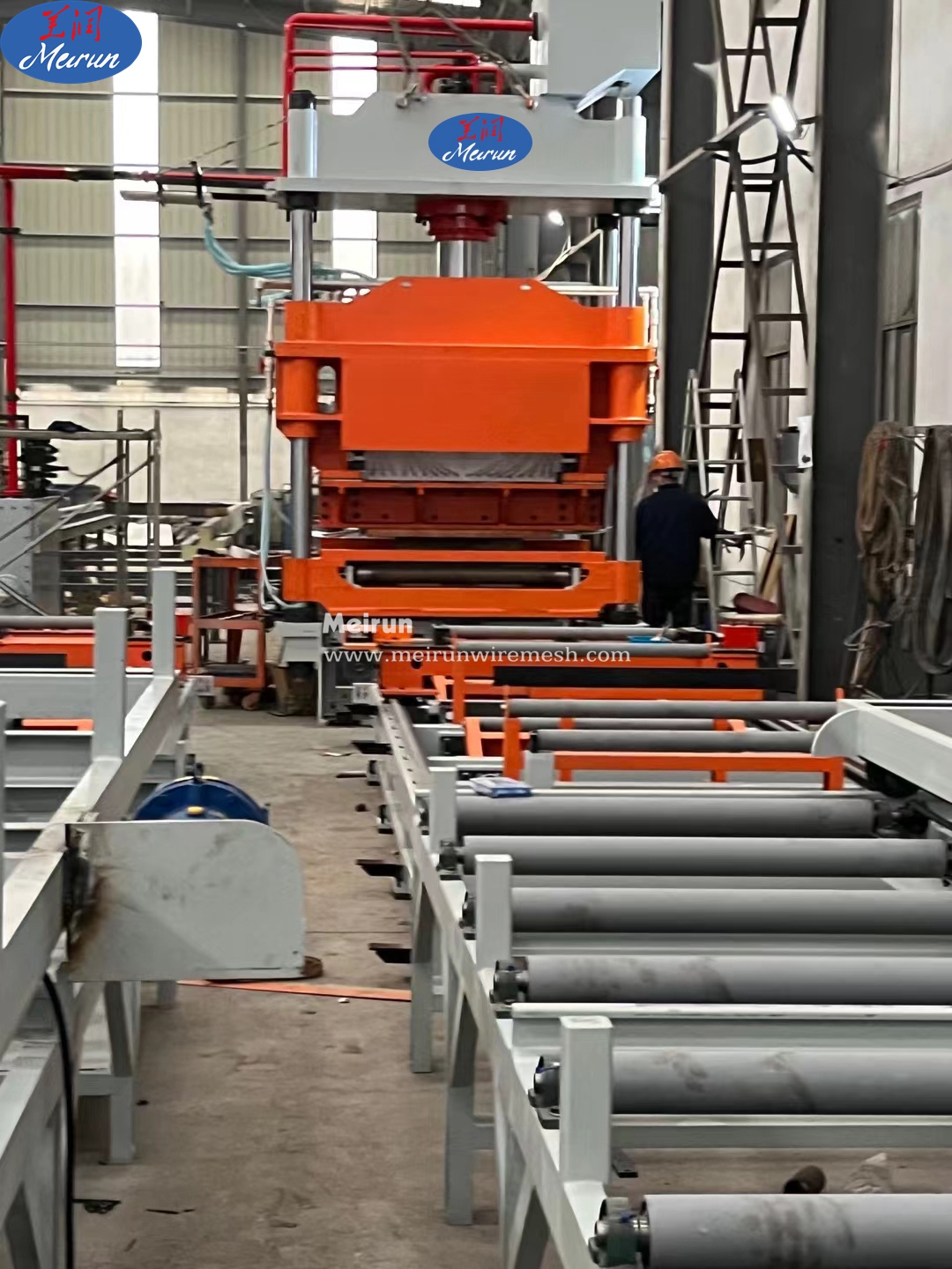 Galvanized Walkway Panel Driveway Cover Serrated Bar Grating Making Machine 