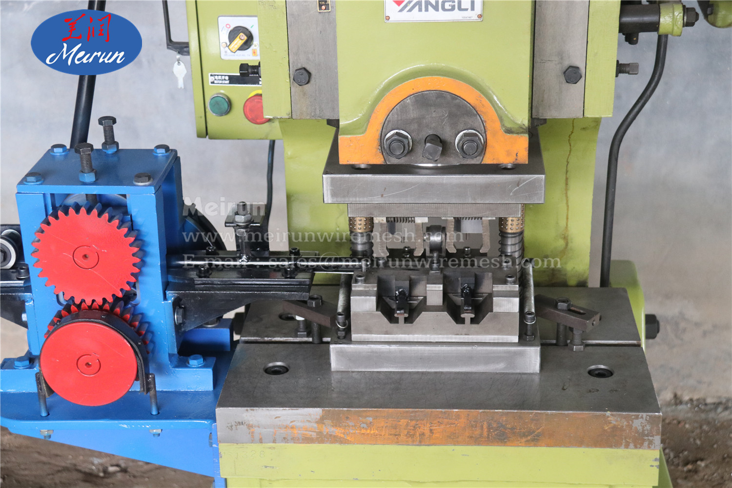 Automatic Cheap Diamond Clip Razor Making Machine Russia Price
