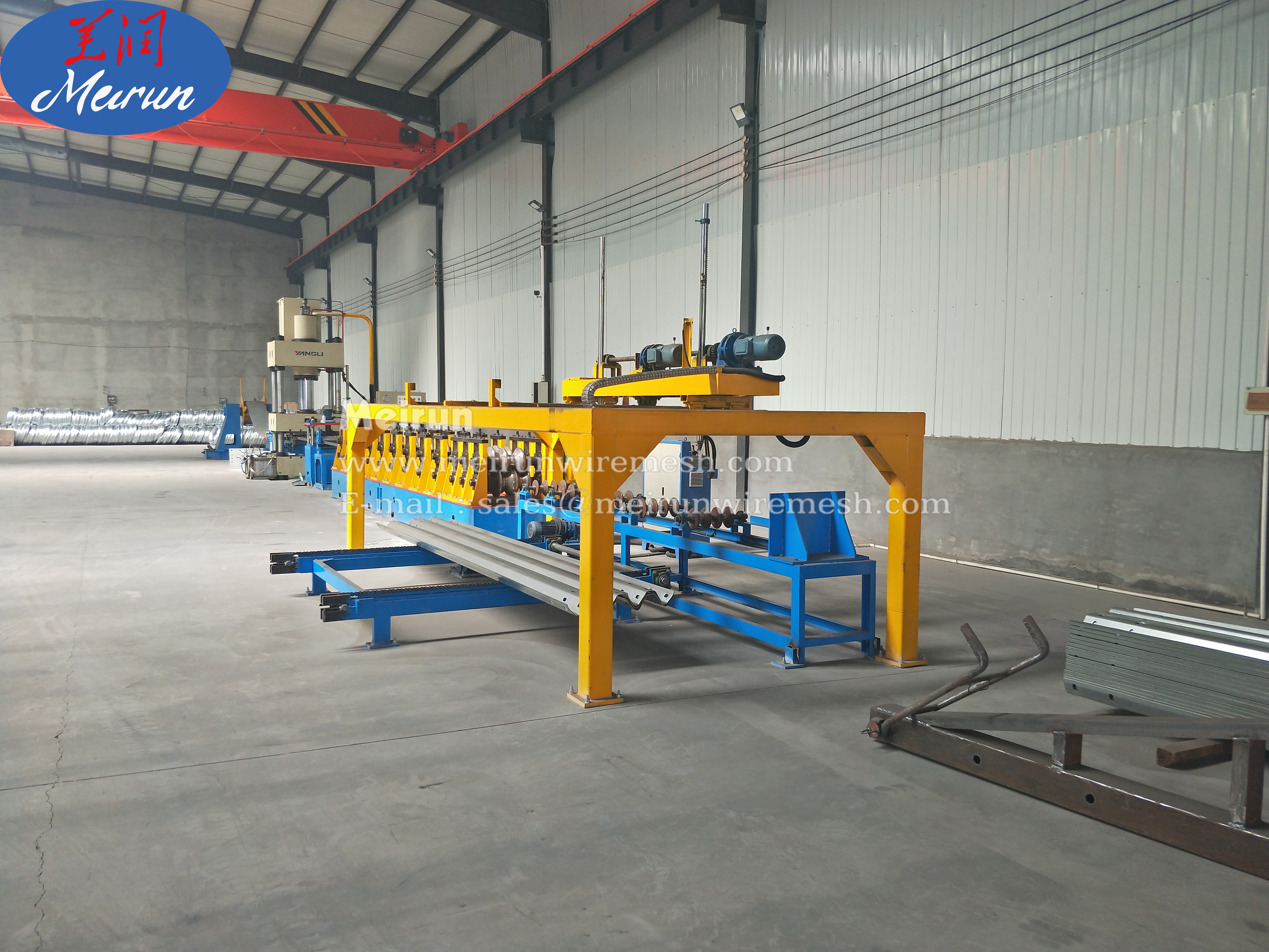 Three Waves Highway Crash Guardrail Barrier Roll Forming Machine