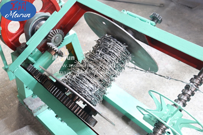 Reliable Reputation High Quality Concertina Barbed Wire Making Machine for making fence